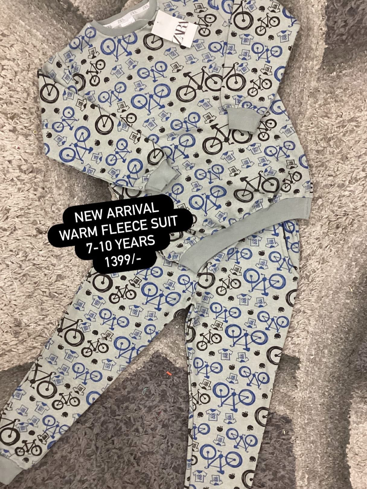 Kids Girls Boys Affordable Baby Outfits –- Winter Warm Fleece Track Suit