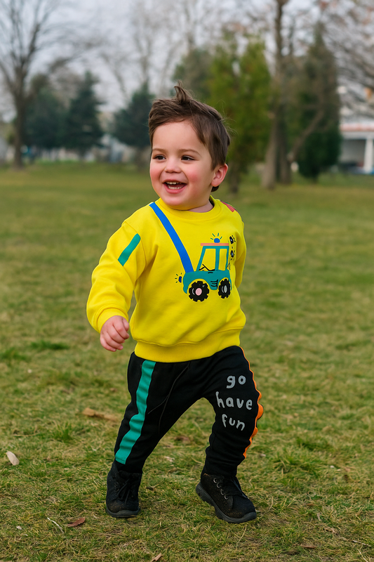 Kids Girls Boys Affordable Baby Outfits –- Winter Fleece Warm Imported Branded Track Suit